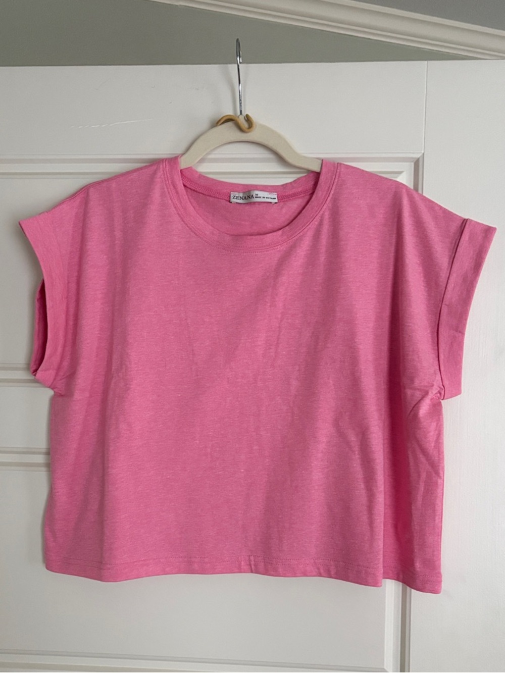 Zenana Cropped Boxy Tee in Bright Pink NWT